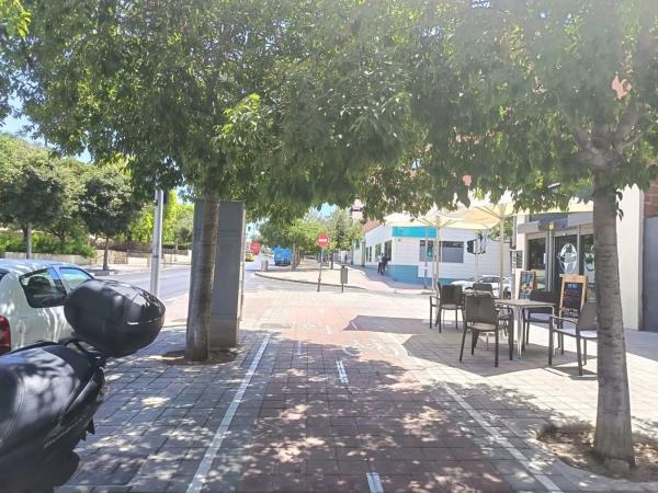 Local en Barrio Garbinet - Parque de las Avenidas thumbnail 1