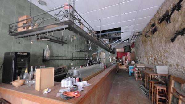 Local en calle General Elizaicin photo 4