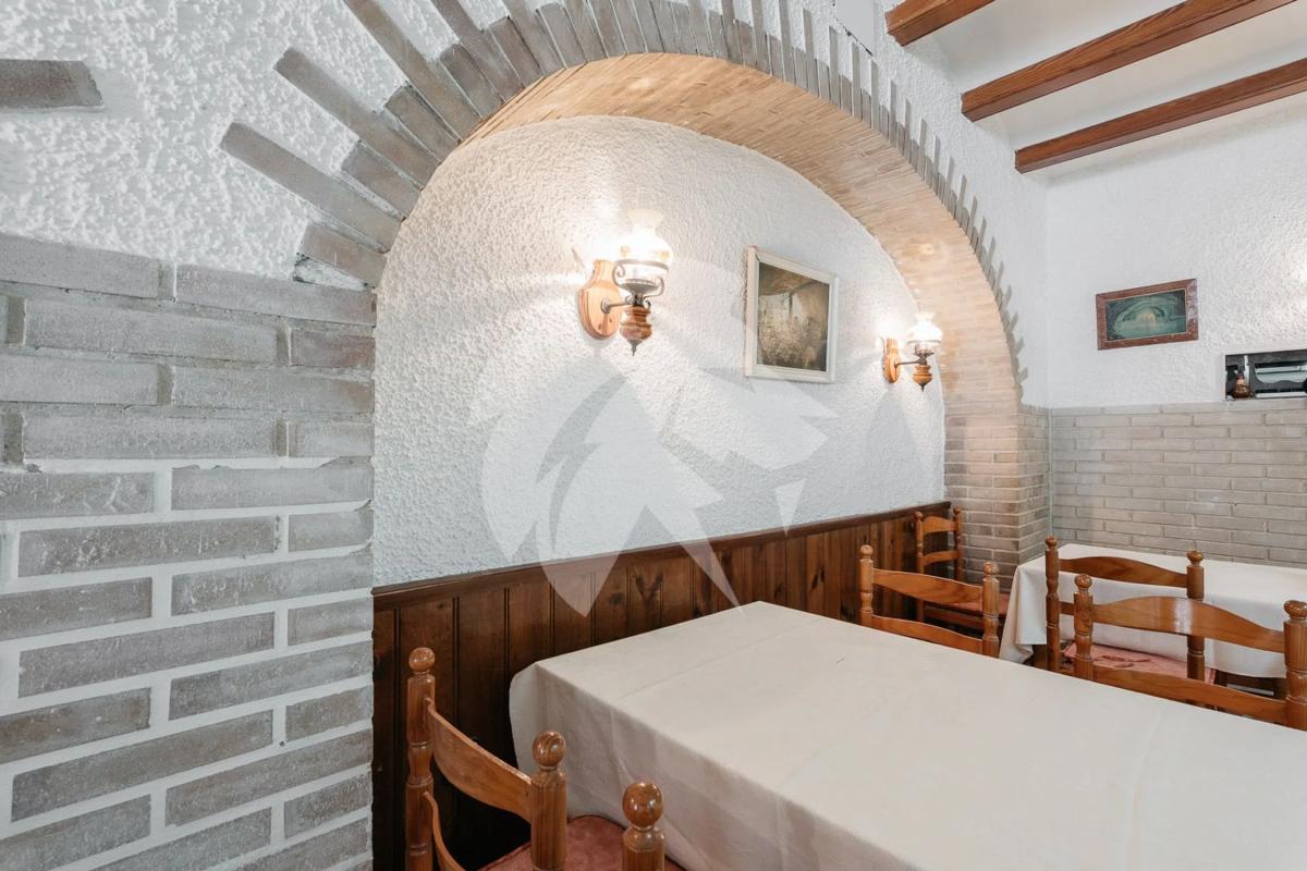 Properties for sale and rent in Spain photo 5