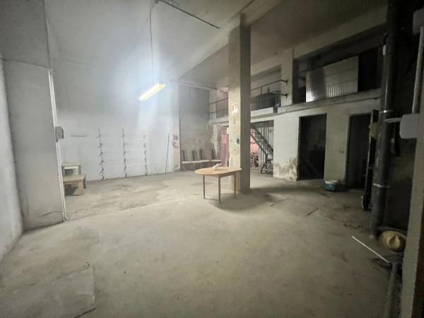 Local en calle Ceuta thumbnail 2
