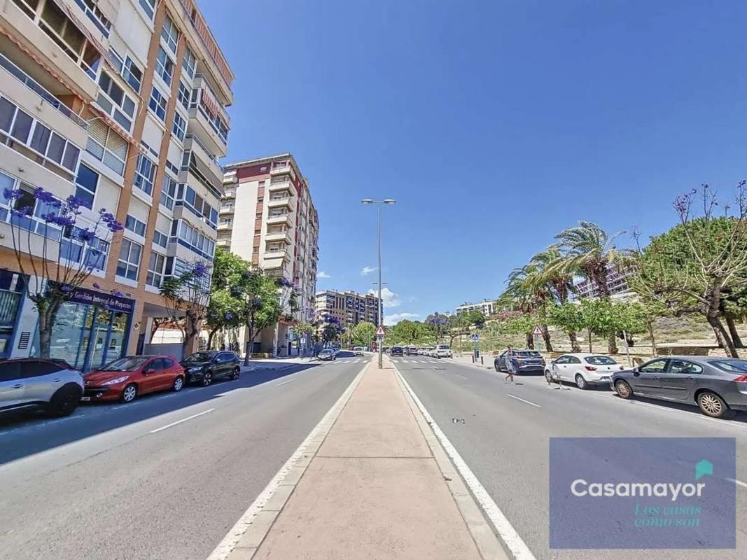 Propiedades en venta y alquiler en España photo 2