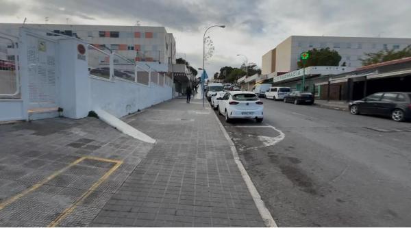 Local en calle del Periodista Francisco Bas Mingot photo 4