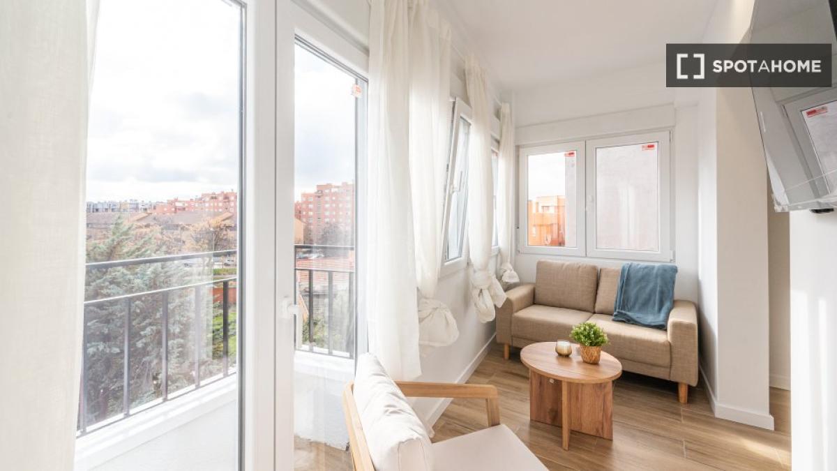 Properties for sale and rent in Spain photo 1