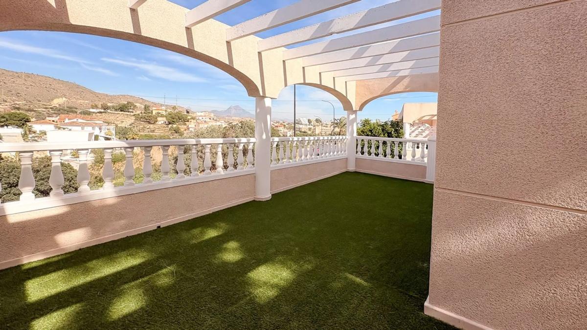 Venta de chalet independiente en Calle de Torrevella, 29, El Campello
 photo 3