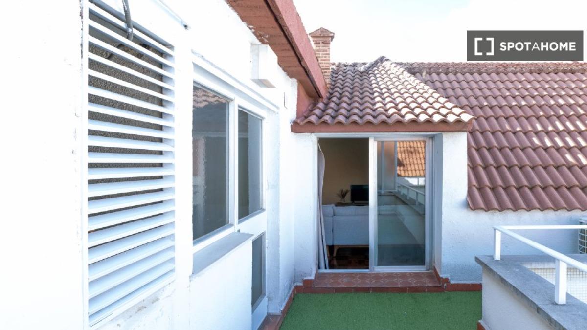 Propiedades en venta y alquiler en España photo 1