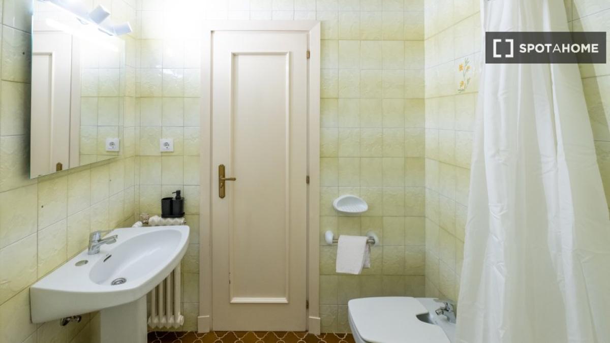 Propiedades en venta y alquiler en España photo 2