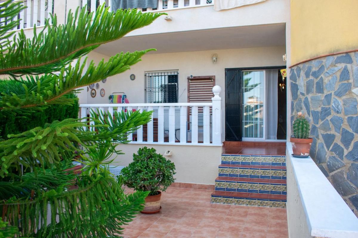 Venta de piso en Urbanització Pau 25, 12, Orihuela
 photo 3