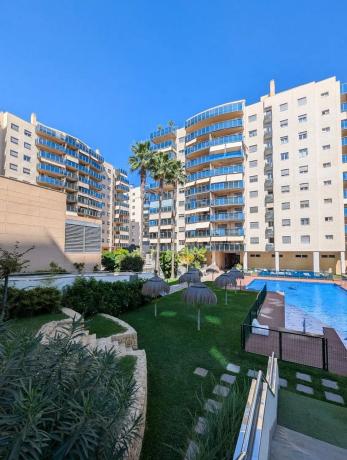 Sale of flat in Calle Vicent Blasco i Ibáñez s/n, El Campello
photo 1