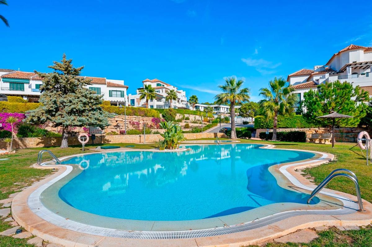 Sale of apartment in Golf Bahía, Finestrat
photo 1