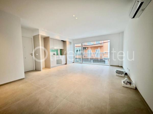 Продажа квартиры на Calle Pilar Montaner, 33, Пальма-де-Мальорка
 photo 3