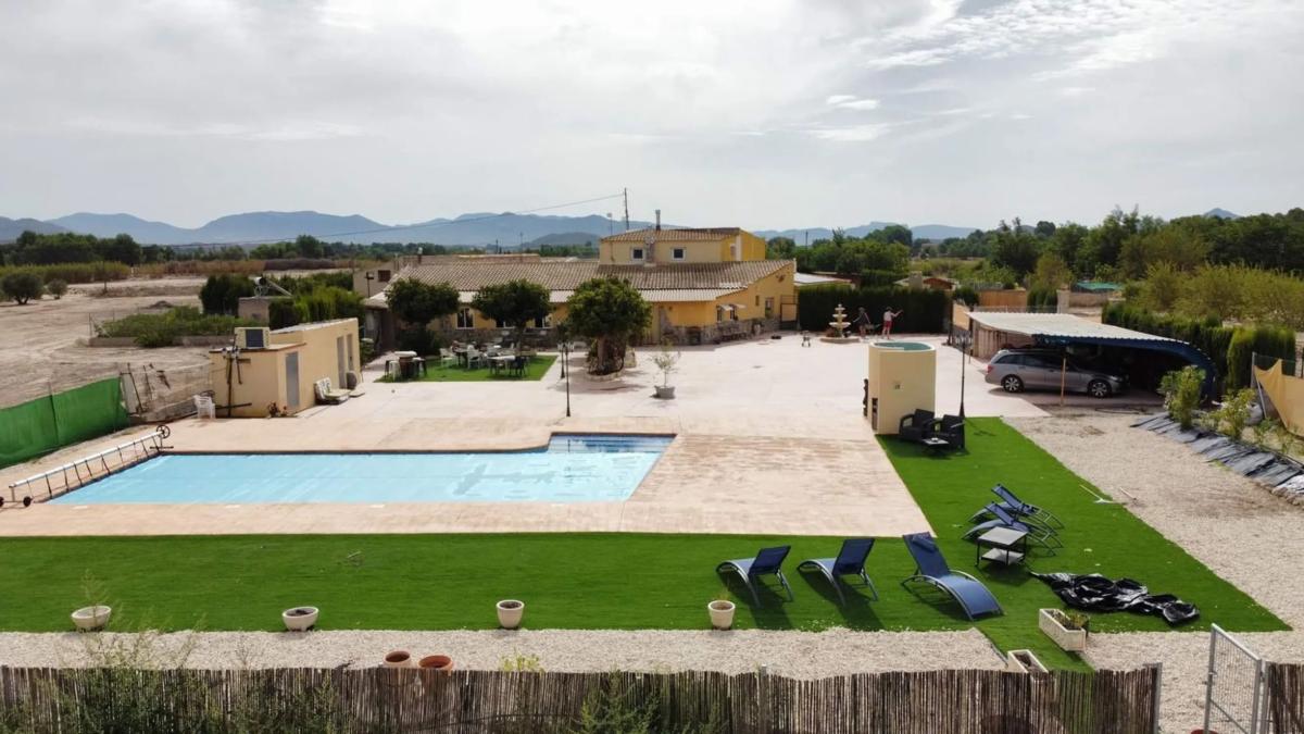 Sale of independent chalet in El Rabal, Villena
 photo 4
