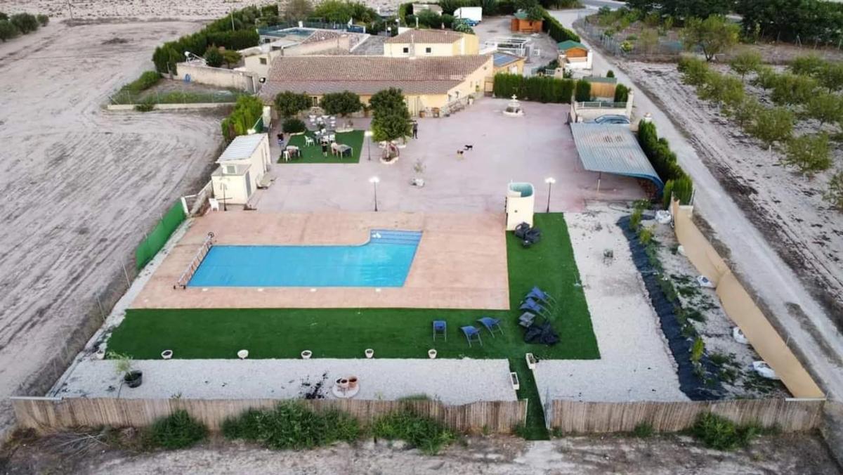 Sale of independent chalet in El Rabal, Villena
 photo 5