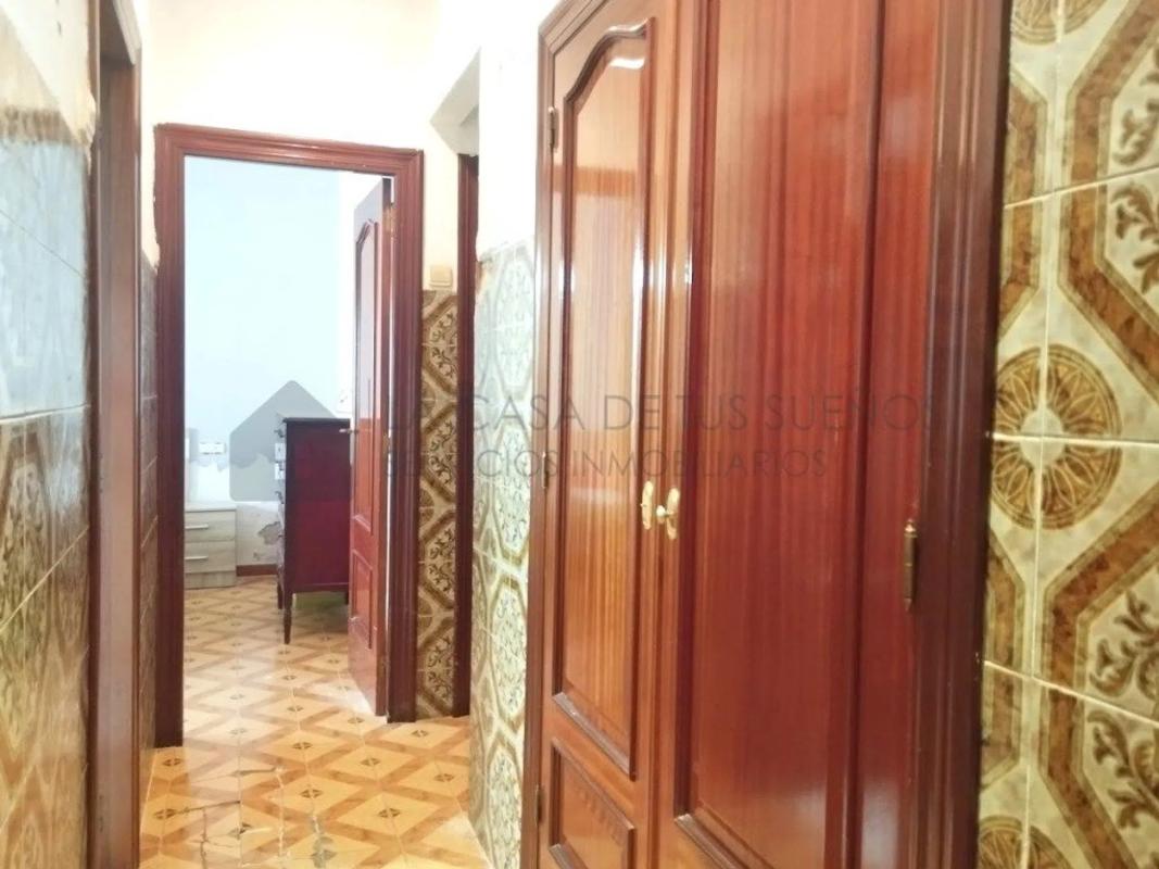 Venta de piso en Sax, Sax
photo 2
