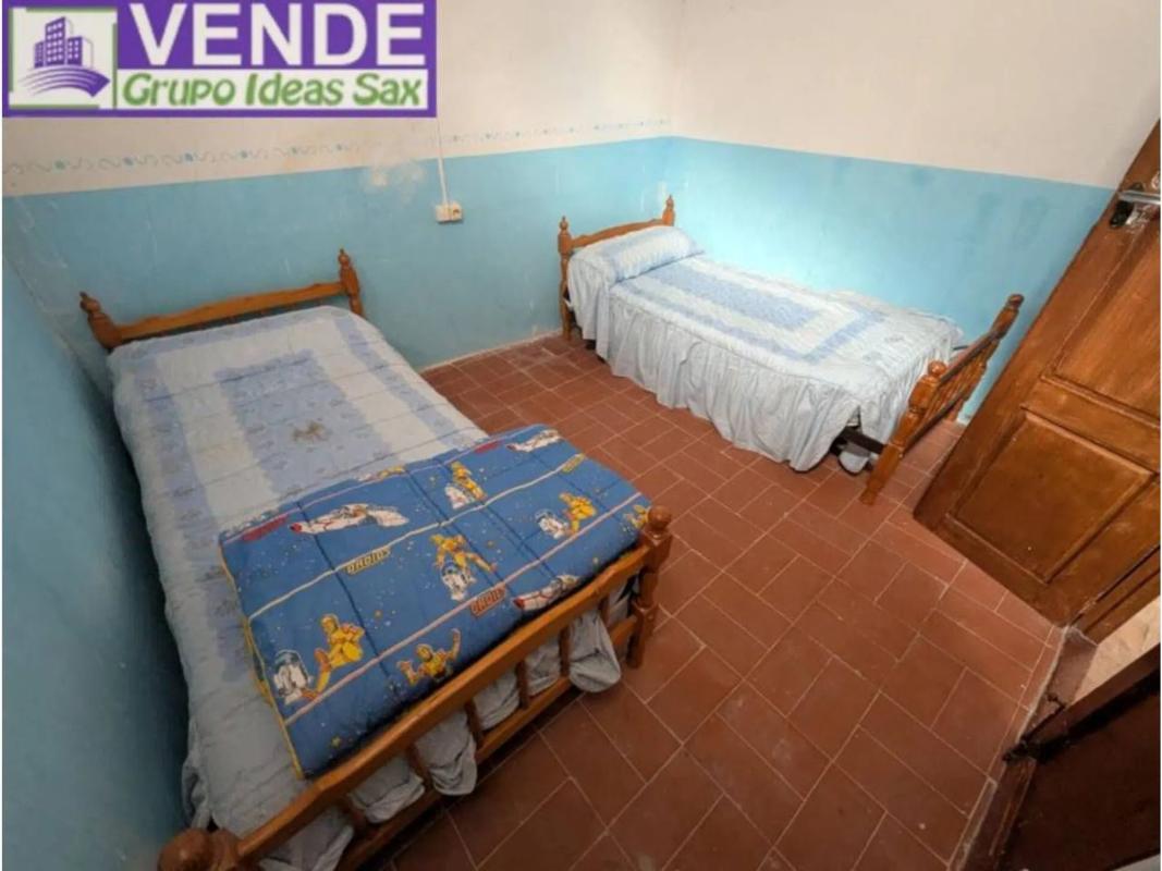 Sale of townhouse in Sax , Sax photo 3