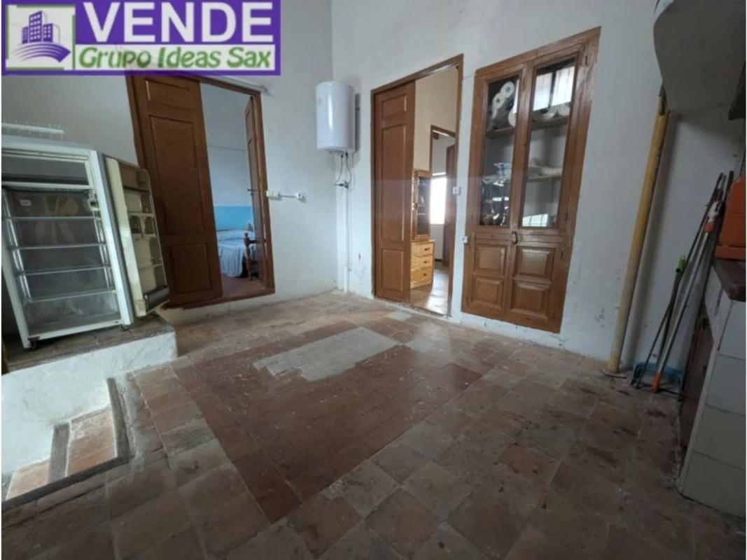 Sale of townhouse in Sax , Sax photo 4