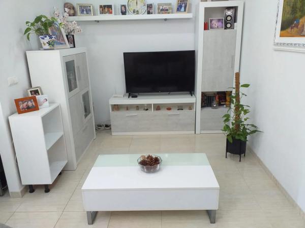 Продажа квартиры на Avenida del País Valencià, Биар
 photo 1