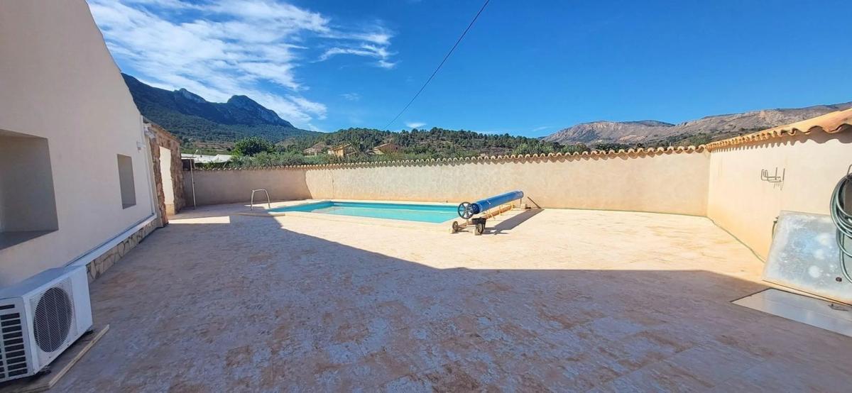 Venta de chalet independiente en Calle Alicante, Sax
photo 1