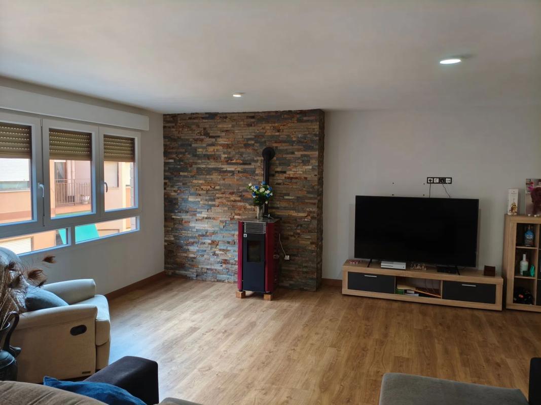 Sale of apartment in Calle Sant Cristòfol, 9, Biar
photo 3