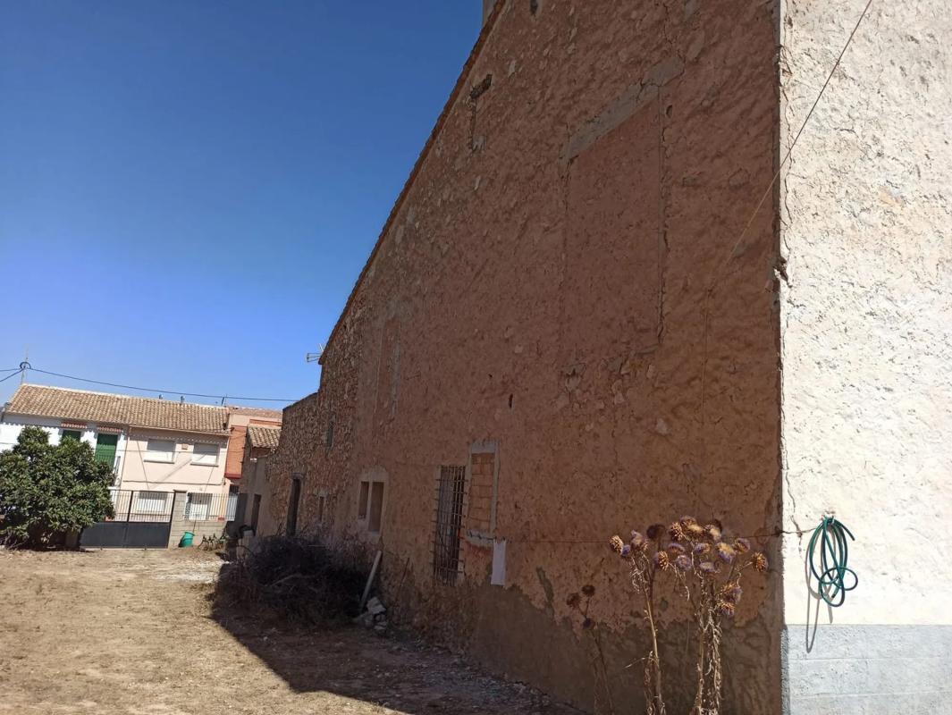 Properties for sale and rent in Spain photo 2