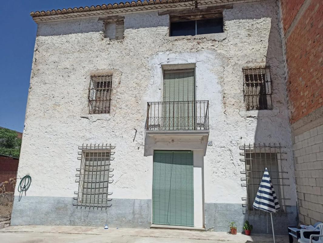 Properties for sale and rent in Spain photo 3