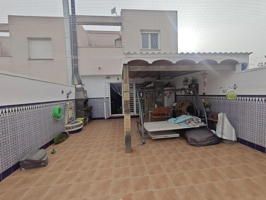 Sale of townhouse in Sax , Sax photo 1