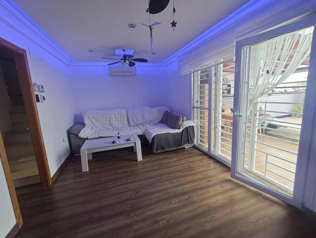 Sale of townhouse in Sax , Sax photo 4