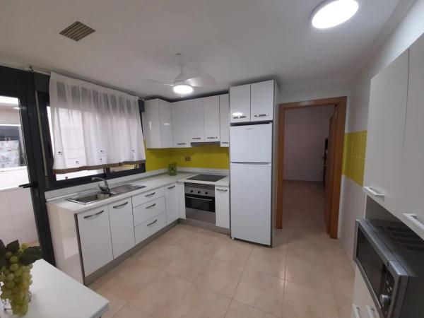 Продажа квартиры на Calle San Antón, 6, Албате́ра
thumbnail 2