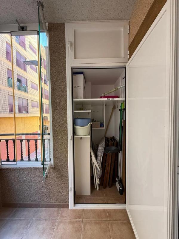 Продажа квартиры на Calle Doctor Gregorio Marañón, Албате́ра
photo 1