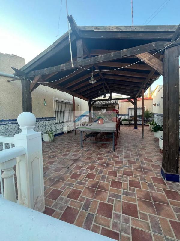 Sale of independent chalet in Albatera, Albatera
photo 2