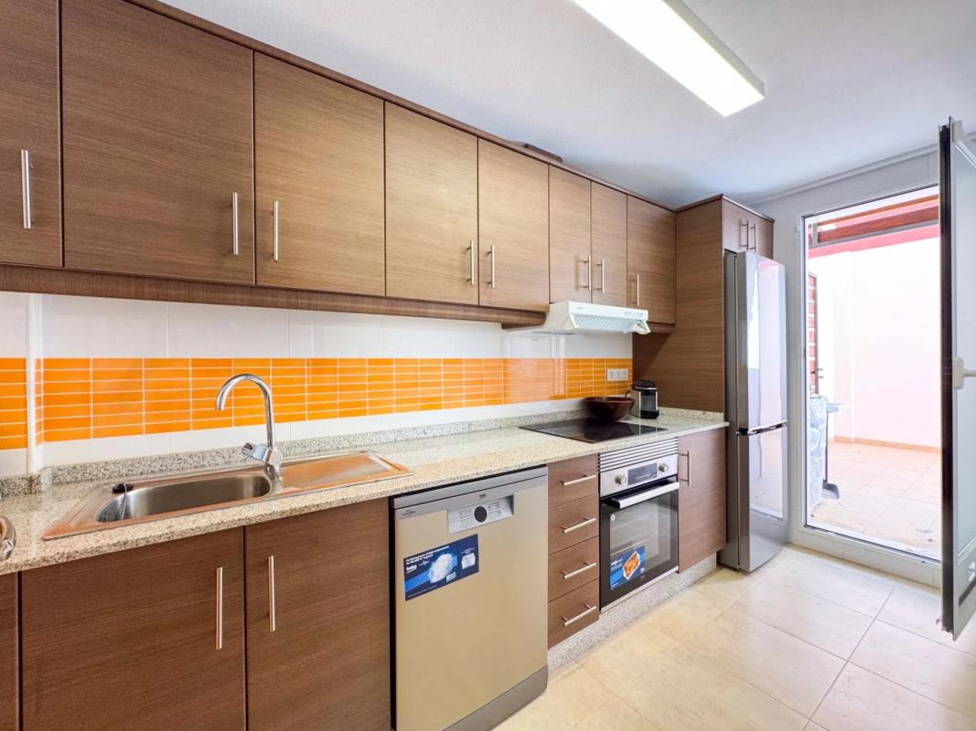 Недвижимость на продажу и в аренду в Испании photo 3