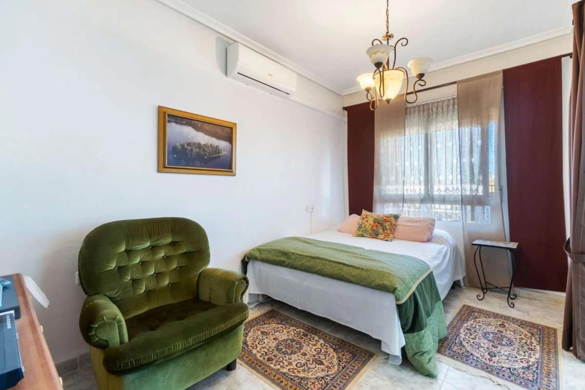 Venta de piso en Calle Adrián Viudes, Almoradí
photo 3