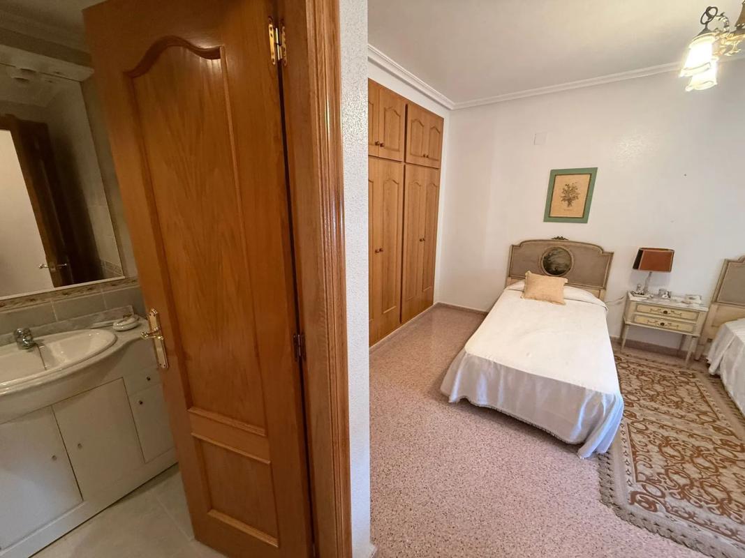 Продажа квартиры на Calle Virgen del Pilar, Алморади
 photo 3
