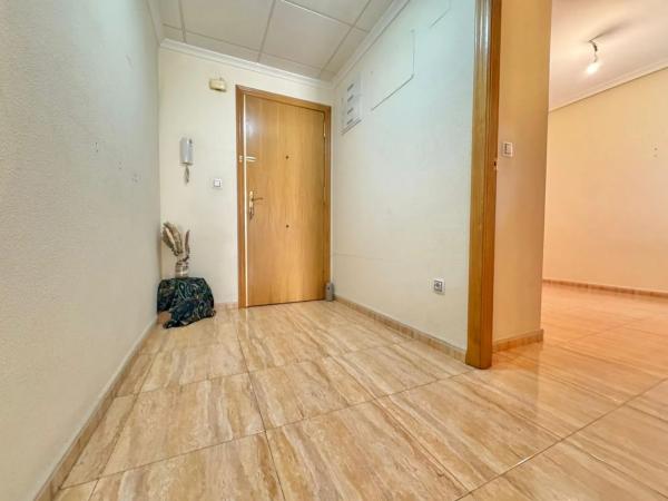 Venta de piso en Calle Miguel Hernandez, Benejuzar
thumbnail 1