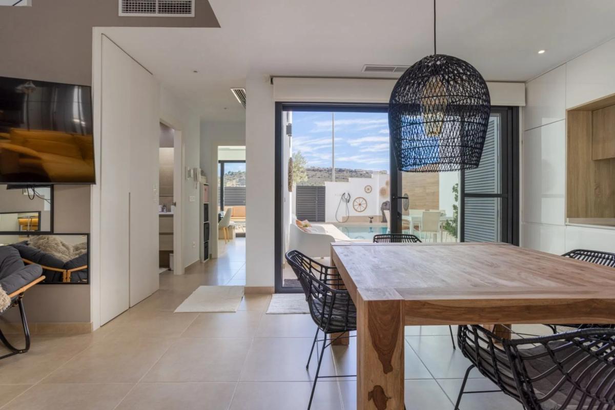 Продажа отдельного шале в Calle Maestro Bernabé, Бенехусар photo 5