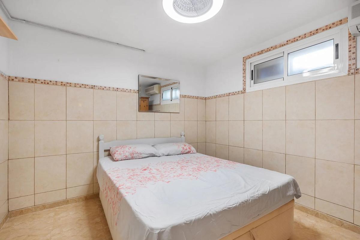Sale of independent chalet in Calle Cordoba, Benijofar
 photo 4