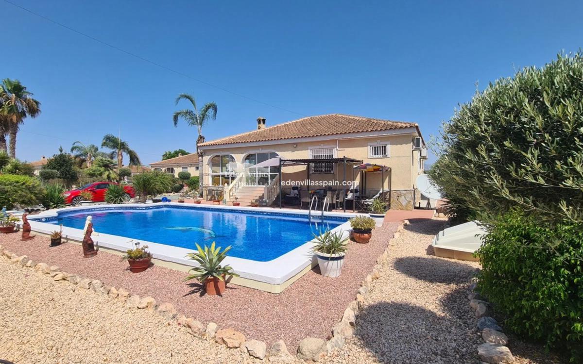 Sale of independent chalet in Catral, Catral
photo 5