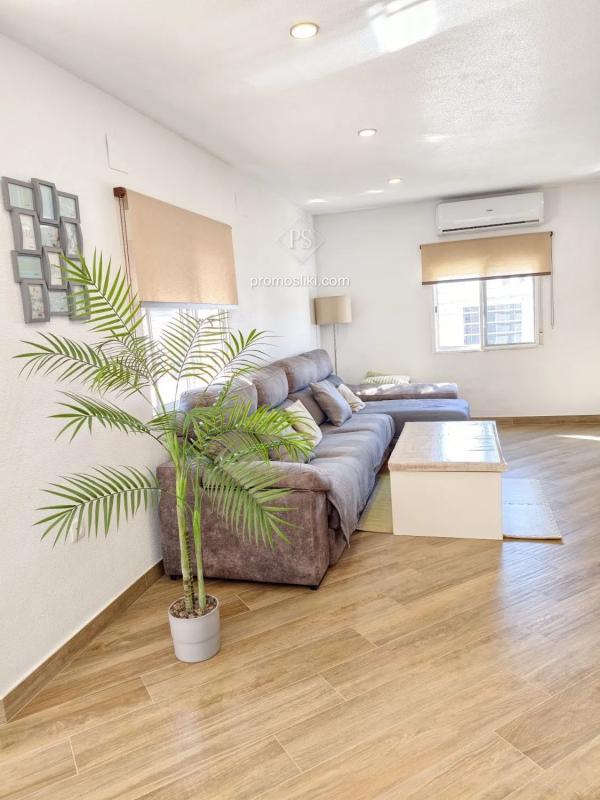 Sale of independent chalet in Camino de la via de torrevieja, Catral
photo 5