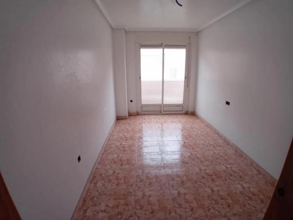 Venta de piso en Calle Europa, Catral
thumbnail 1