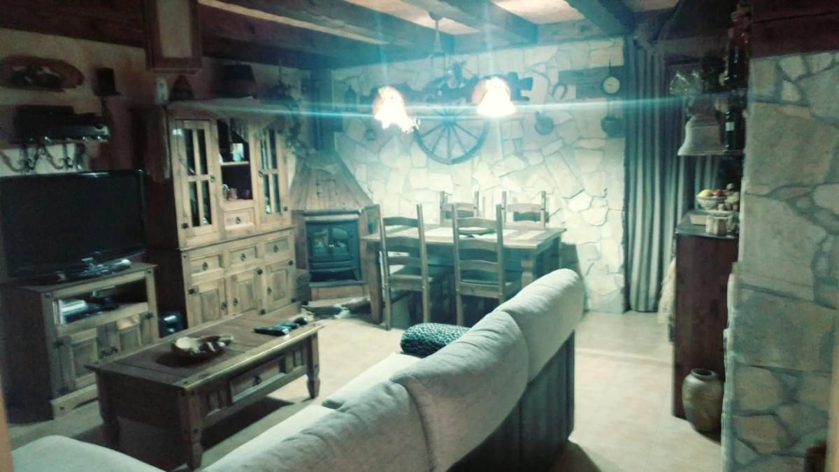 Venta de piso en Calle Maestro Serrano, Dolores
photo 1