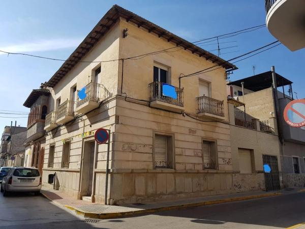 Casa independiente en calle la Iglesia photo 1