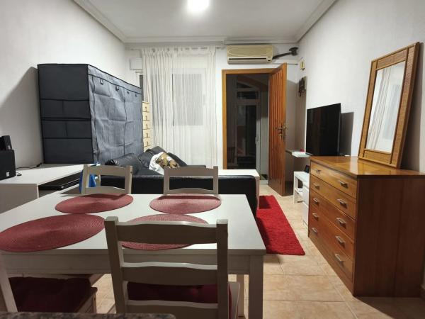 Chalet pareado en CL Berenguer De Massanet photo 1