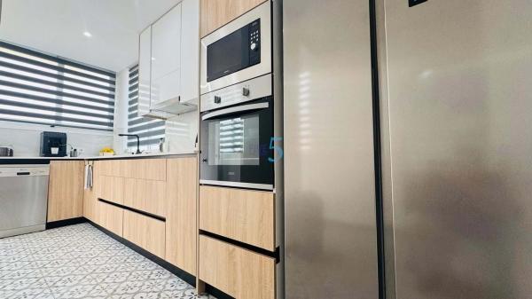 Independent chalet for sale in Urbanizaciones, Guardamar del Segura
thumbnail 2