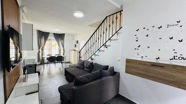 Independent chalet for sale in Urbanizaciones, Guardamar del Segura
 photo 4