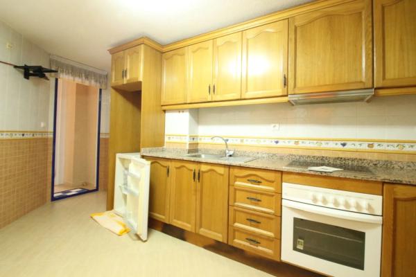 Sale of flat in Calle Sanchis Guarner, 3, Guardamar del Segura
 photo 1