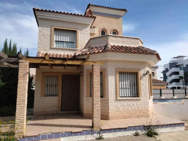 Casa independiente photo 1