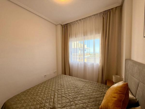 Venta de piso en Calle Basilio Paredes, 3, Guardamar del Segura
thumbnail 2