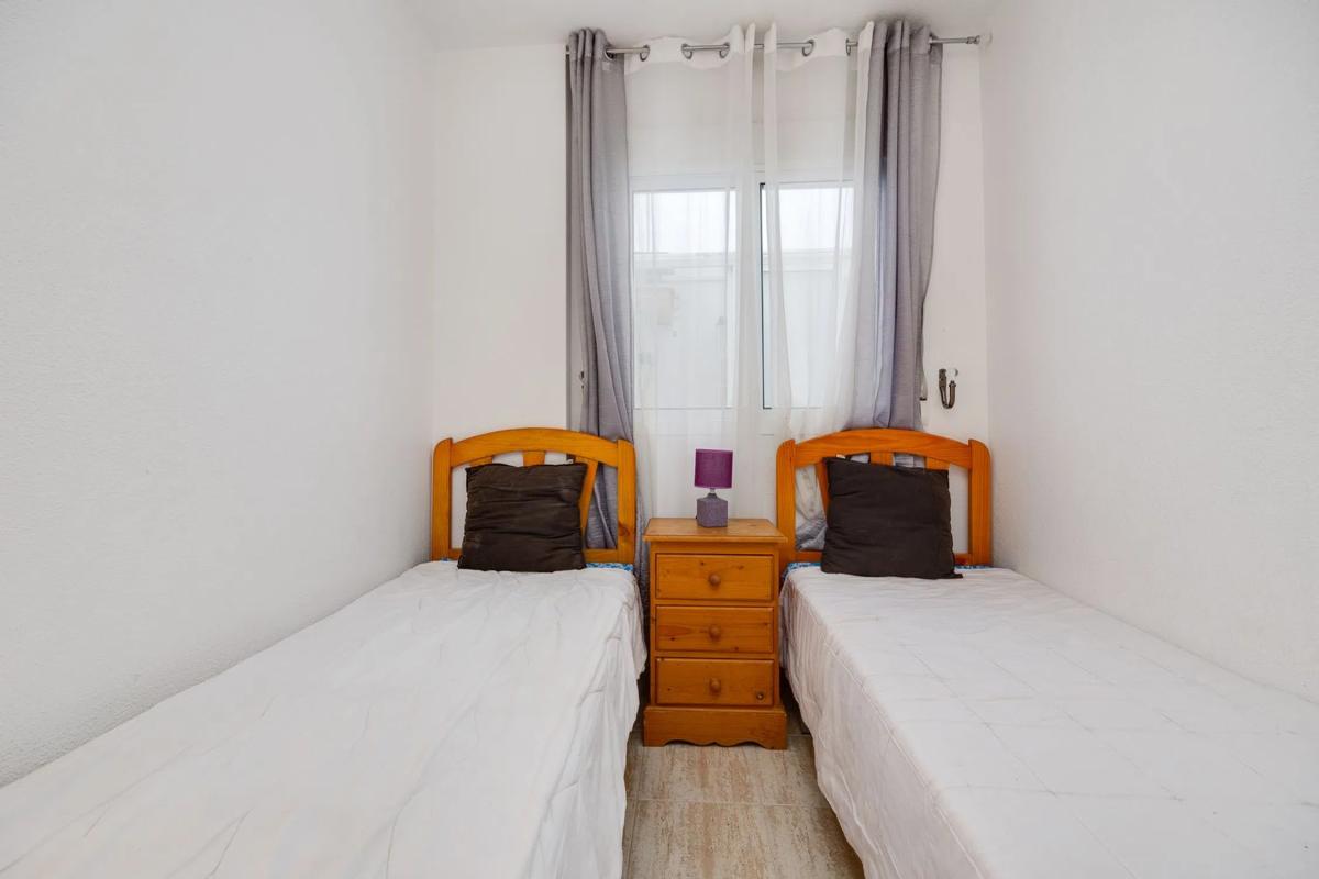 Venta de piso en CL SANCHIS GUARNER, 19, Guardamar del Segura
 photo 3