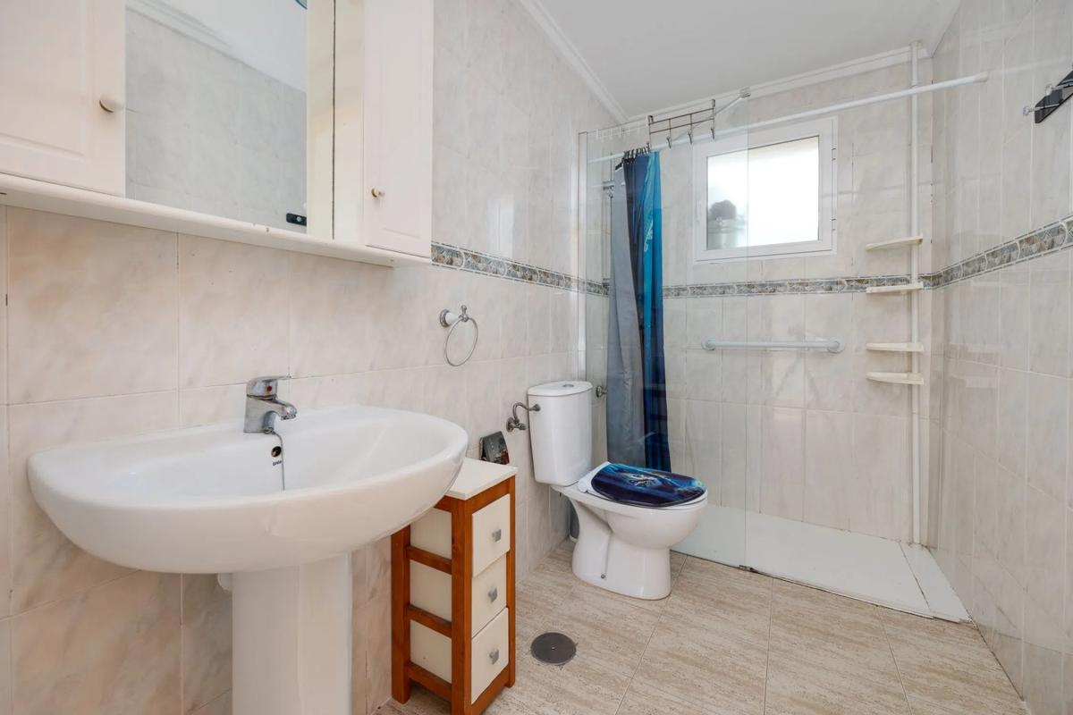 Venta de piso en CL SANCHIS GUARNER, 19, Guardamar del Segura
 photo 5