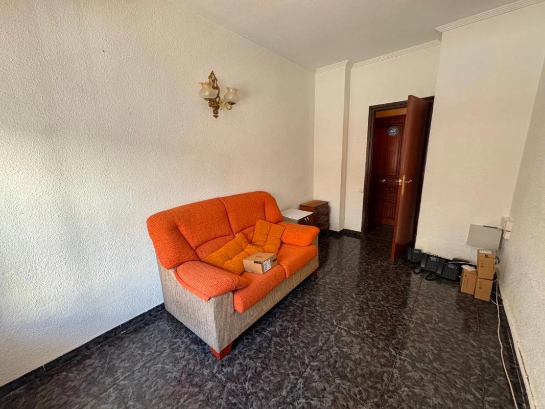 Sale of apartment in Zona Pueblo, Guardamar del Segura
photo 4
