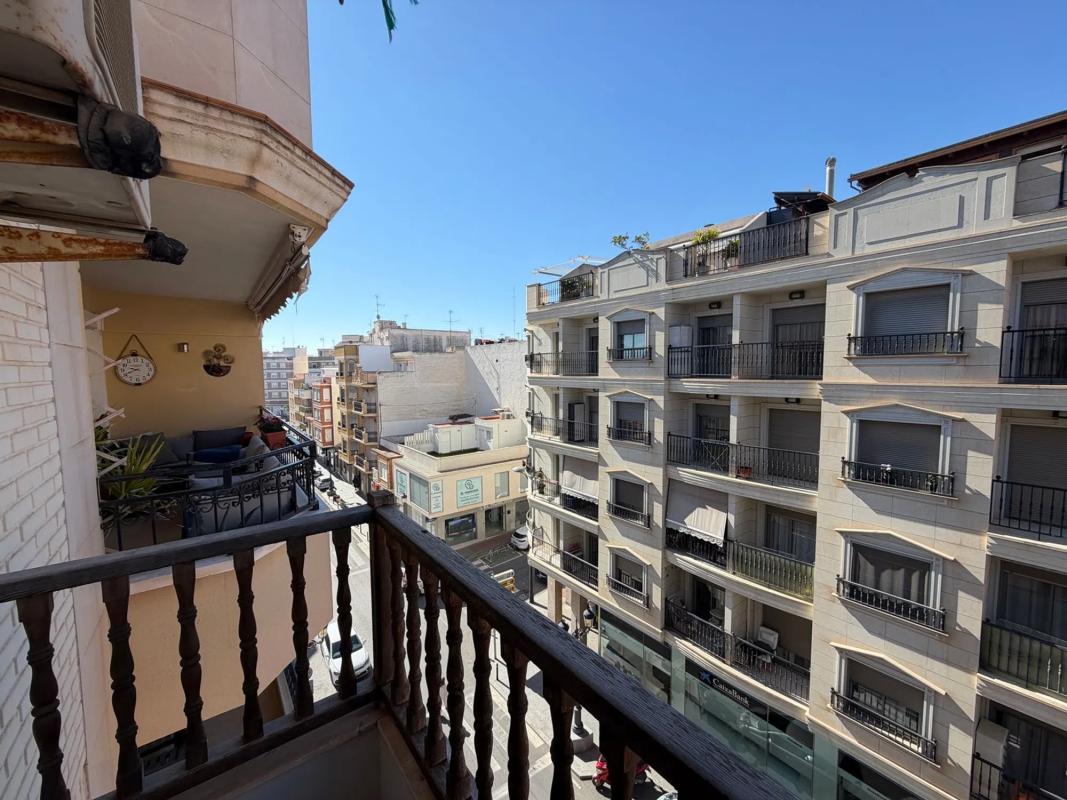 Venta de piso en Avenida del País Valencià, 17, Guardamar del Segura
 photo 5